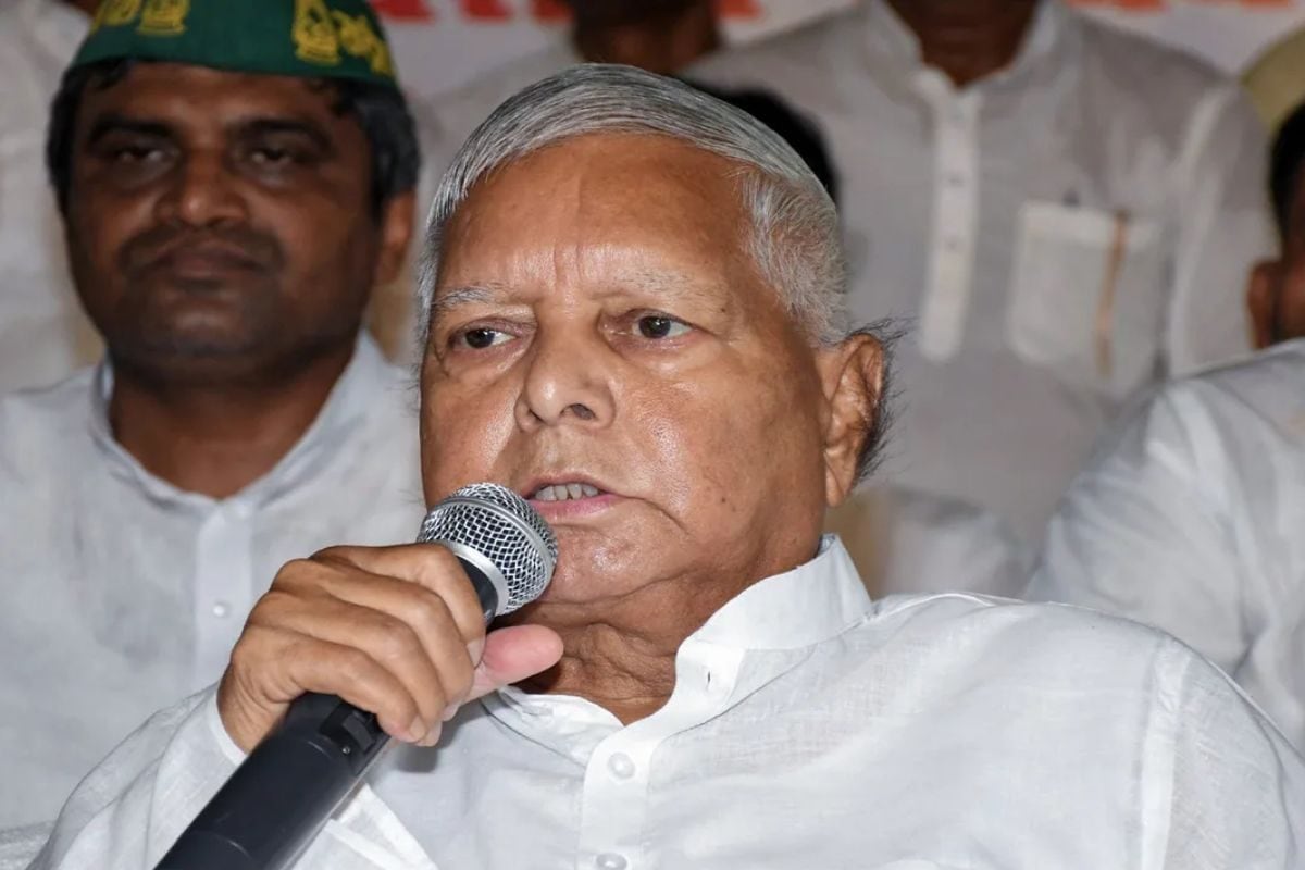 लालू यादव को मुजफ्फरपुर कोर्ट ने भेजा नोटिस, सोशल मीडिया पोस्ट से जुड़ा है मामल