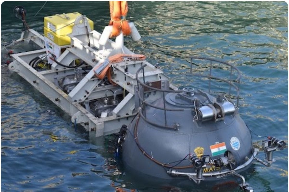 नेवी ऑफिसर ने 5000 मीटर की गहराई तक लगाया गोता क्या है भारत का डीप ओशन मिशन