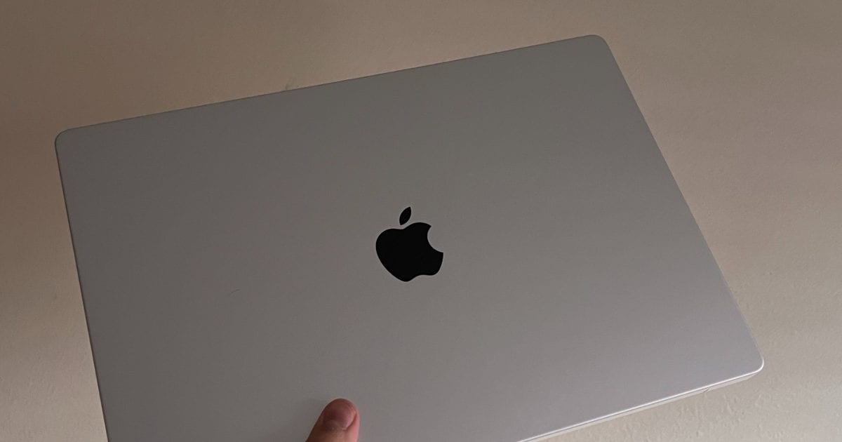 वियतनाम से MacBook Pro खरीदा, छुट्टियों का मजा लिया और फिर भी भारतीय मॉडल से Rs 36,500 बचाए: जानिए कैसे
