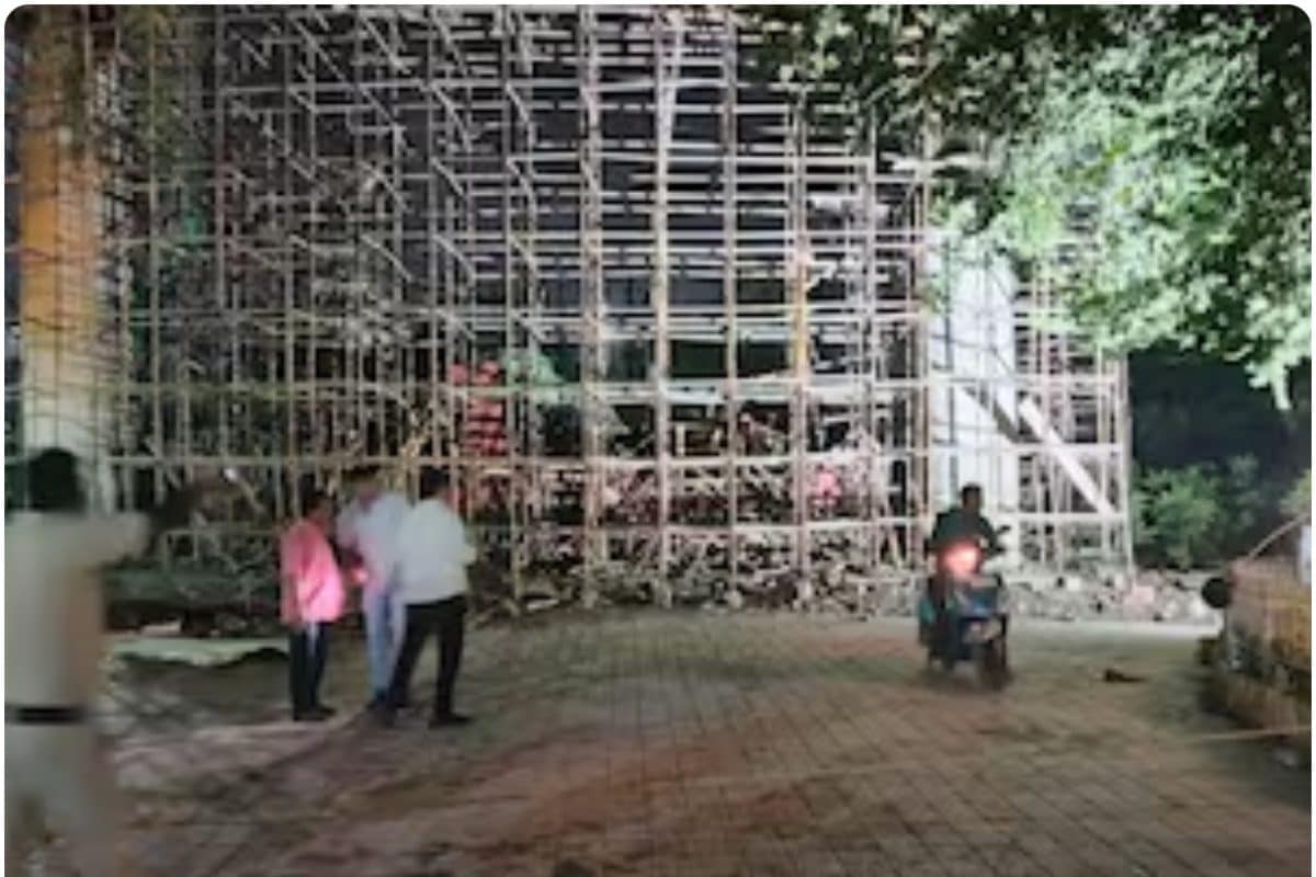 नागपुर के महालक्ष्मी मंदिर में हादसा स्लैब गिरने से उसके नीचे 5-6 मजदूर दबे