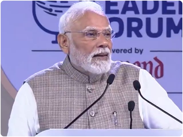 PM मोदी ने दिवाली पर GST गिफ्ट और आर्थिक सुधारों को आगे बढ़ाने का किया वादा PM मोदी ने दिवाली पर GST गिफ्ट और आर्थिक सुधारों को आगे बढ़ाने का किया वादा