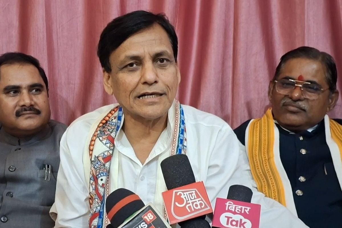 2 वोटर I-card रखते हैं और चाहते हैं कि... नित्यानंद राय ने तेजस्वी को फिर घेरा