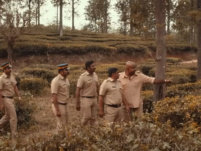 Romantic Thriller, Murder Mystery, Anchakkallakokkan, OTT Release, Malayalam Movie, Telugu Dubbed, Suspense, Box Office Hit, रोमांटिक थ्रिलर, मर्डर मिस्ट्री, अनचक्कल्लाकोक्कन, ओटीटी रिलीज, मलयालम मूवी, तेलुगु डब, सस्पेंस, बॉक्स ऑफिस हिट Romantic Thriller, Murder Mystery, Anchakkallakokkan, OTT Release, Malayalam Movie, Telugu Dubbed, Suspense, Box Office Hit, रोमांटिक थ्रिलर, मर्डर मिस्ट्री, अनचक्कल्लाकोक्कन, ओटीटी रिलीज, मलयालम मूवी, तेलुगु डब, सस्पेंस, बॉक्स ऑफिस हिट