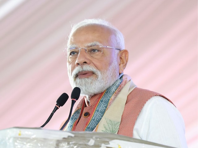 दिवाली पर देशवासियों को क्या तोहफा देंगे PM मोदी? लाल किले से कर दिया ऐलान दिवाली पर देशवासियों को क्या तोहफा देंगे PM मोदी? लाल किले से कर दिया ऐलान