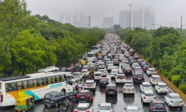 कांग्रेस की आज रामलीला मैदान में होने वाली रैली के मद्देनजर ट्रैफिक पुलिस ने नई एडवाइजरी जारी की है.