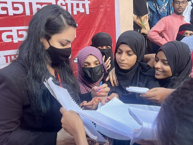 बिहार की राजनीति का सबसे चर्चित चेहरा... 2025 के चुनाव में कहां हो गई गुम? बिहार की राजनीति का सबसे चर्चित चेहरा... 2025 के चुनाव में कहां हो गई गुम?