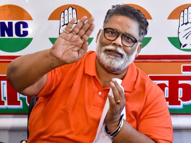 धर्मसंकट में हूं... क्या बिहार में कांग्रेस के लिए 'बोझ' बन गए हैं पप्पू यादव?