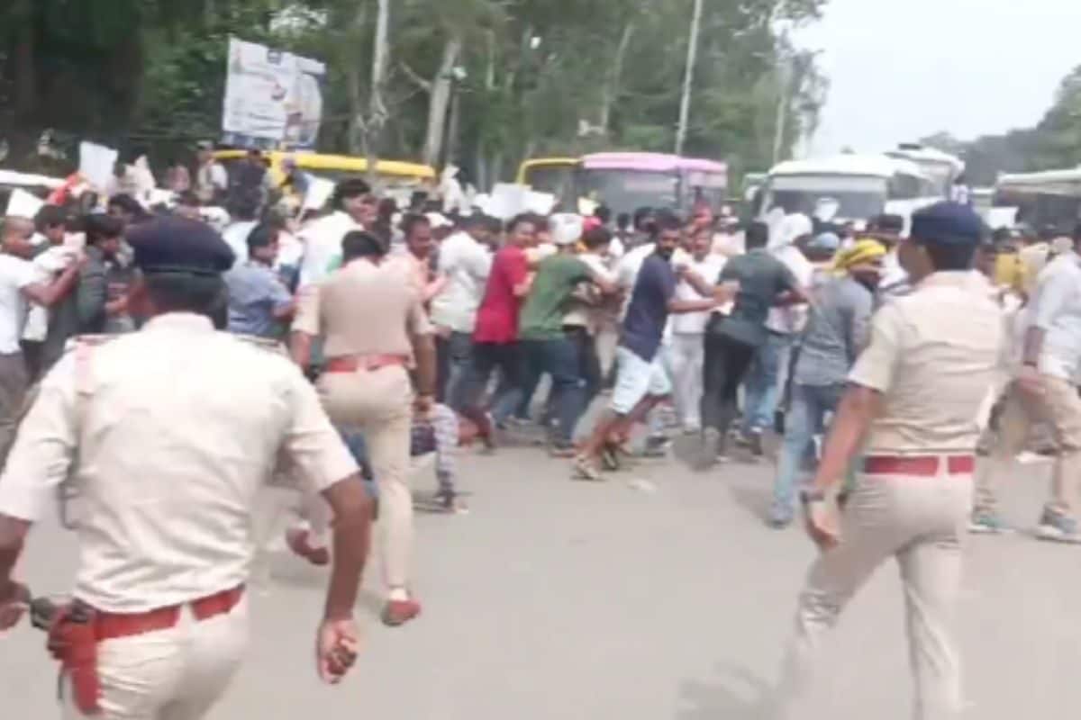 छात्रों के सिर फटे, खून बहा… पुलिस ने STET अभ्यर्थियों को दौड़ा-दौड़ा का पीटा