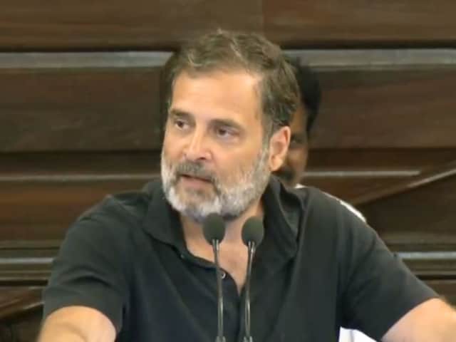 राजा अपनी मर्जी से हटा देगा... गद्दी छोड़ने वाले बिल पर बोले राहुल गांधी राजा अपनी मर्जी से हटा देगा... गद्दी छोड़ने वाले बिल पर बोले राहुल गांधी
