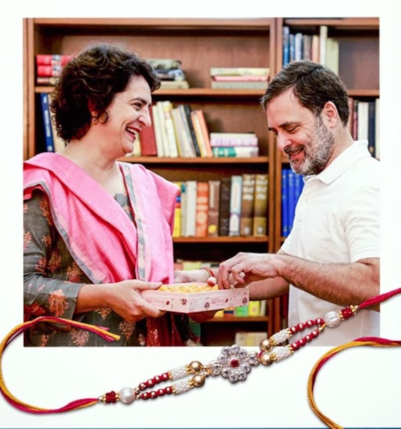 Rahul Gandhi, राहुल गांधी, Priyanka Gandhi, प्रियंका गांधी, Rahul Priyanka Bond, Rahul Priyanka Gandhi News, Parliament Protest, संसद विरोध, Election Commission, चुनाव आयोग, INDIA vs ECI, India Alliance Protest , ECI vs India Alliance Rahul Gandhi, राहुल गांधी, Priyanka Gandhi, प्रियंका गांधी, Rahul Priyanka Bond, Rahul Priyanka Gandhi News, Parliament Protest, संसद विरोध, Election Commission, चुनाव आयोग, INDIA vs ECI, India Alliance Protest , ECI vs India Alliance