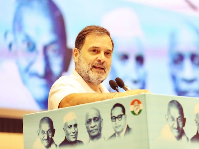 ईसी, ट्रंप, जेटली… एक के बाद एक राहुल गांधी के वार उल्टे क्यों पड़ रहे हैं?