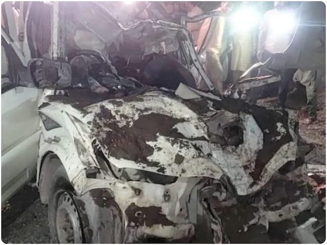 पहाड़ों से आई तबाही, SDM समेत दो की सांसें थम गईं, रियासी में दर्दनाक हादसा पहाड़ों से आई तबाही, SDM समेत दो की सांसें थम गईं, रियासी में दर्दनाक हादसा
