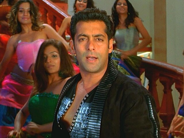 14 लाख की गाड़ी लेकर फंसा डायरेक्टर, गैंगस्टर की धमकी को समझ रहा था मजाक...