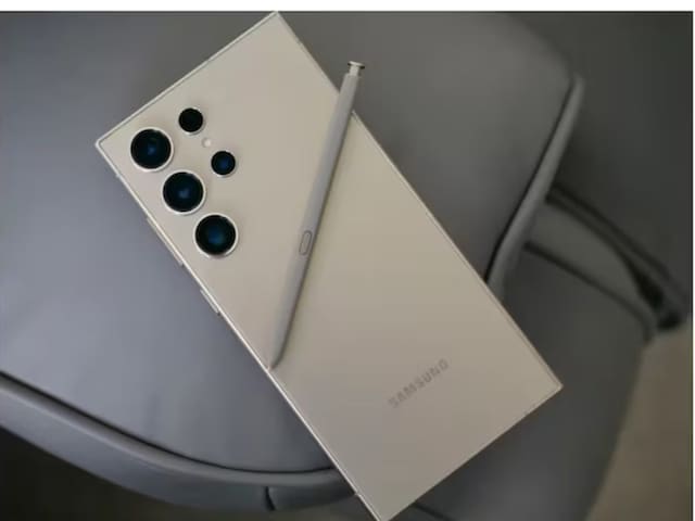 Samsung के अगले प्रीमियम फोन का कैमरा देख ललचा जाएगा मन, लॉन्च से फीचर्स लीक Samsung के अगले प्रीमियम फोन का कैमरा देख ललचा जाएगा मन, लॉन्च से फीचर्स लीक