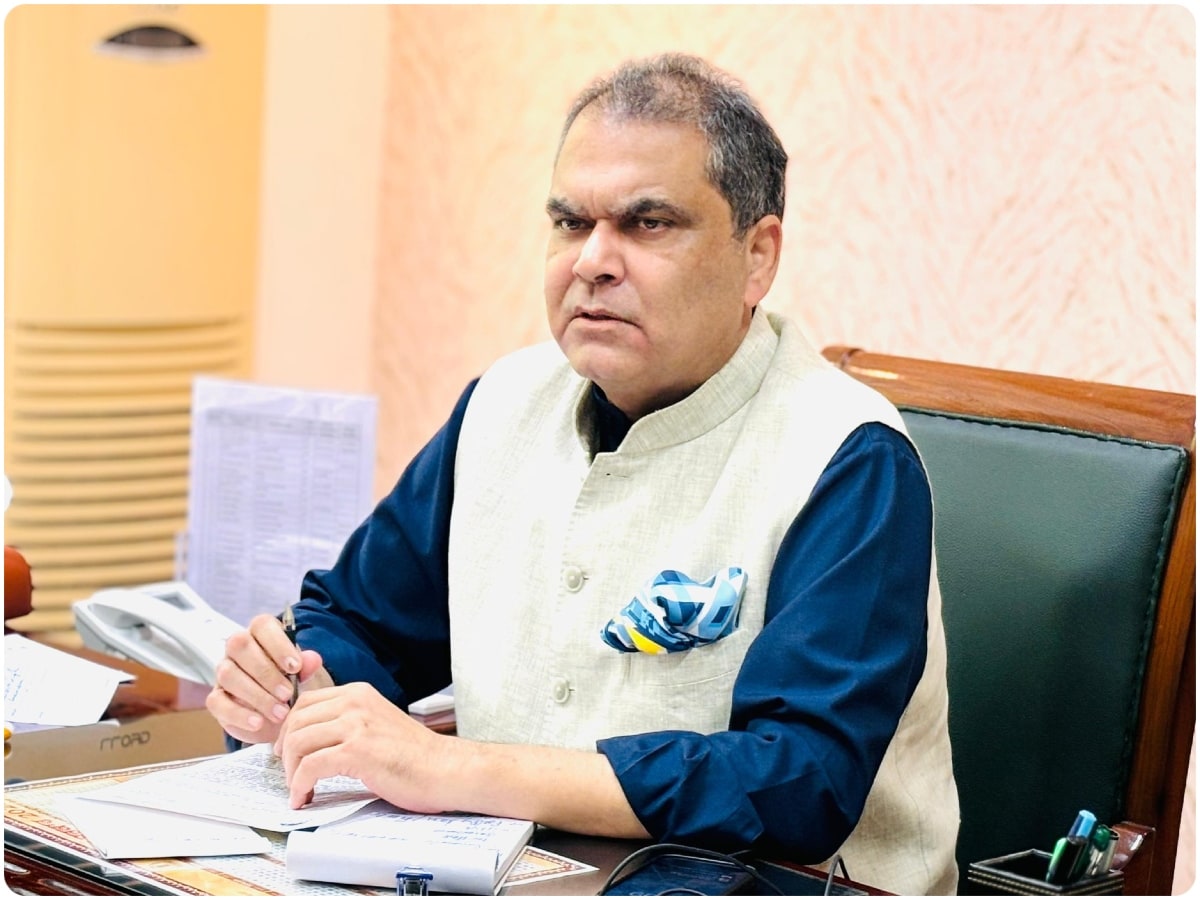 hindi.news18.comallstory-sitemap-data.xml