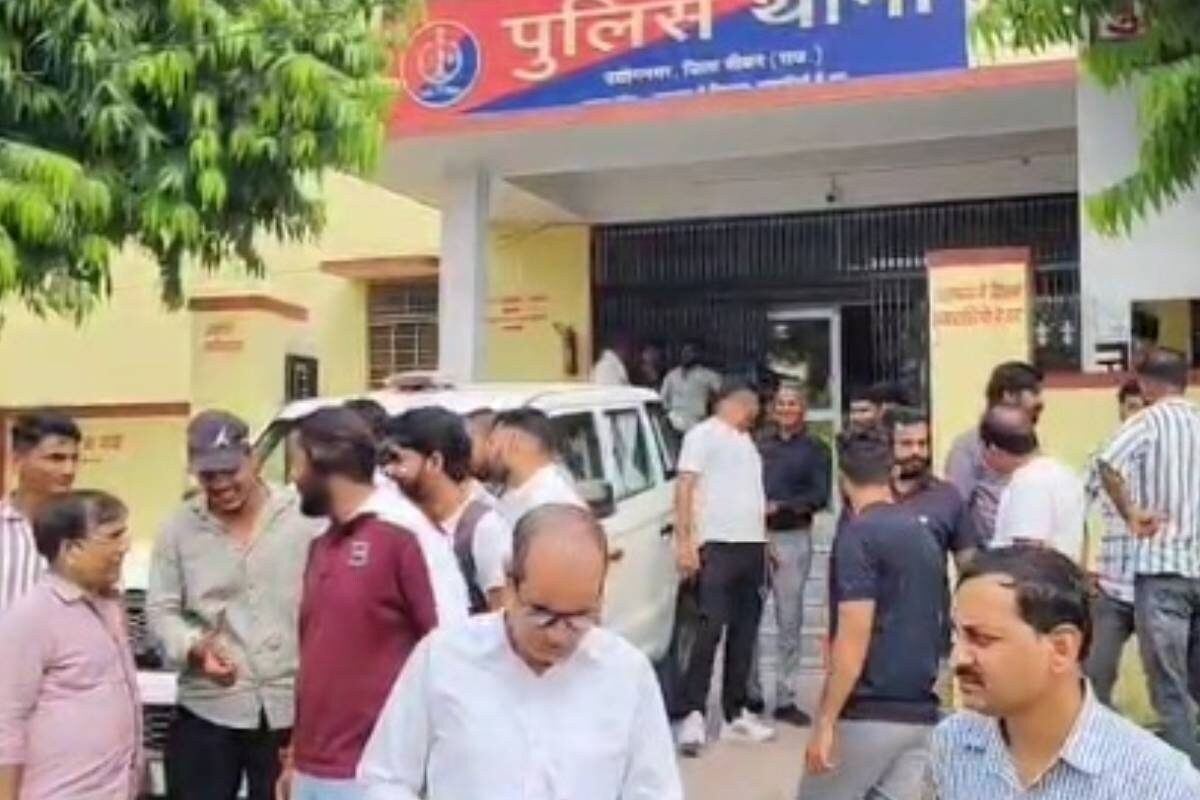 सीकर में गरीबों को लालच देकर धर्म बदलवाने की बड़ी साजिश का खुलासा