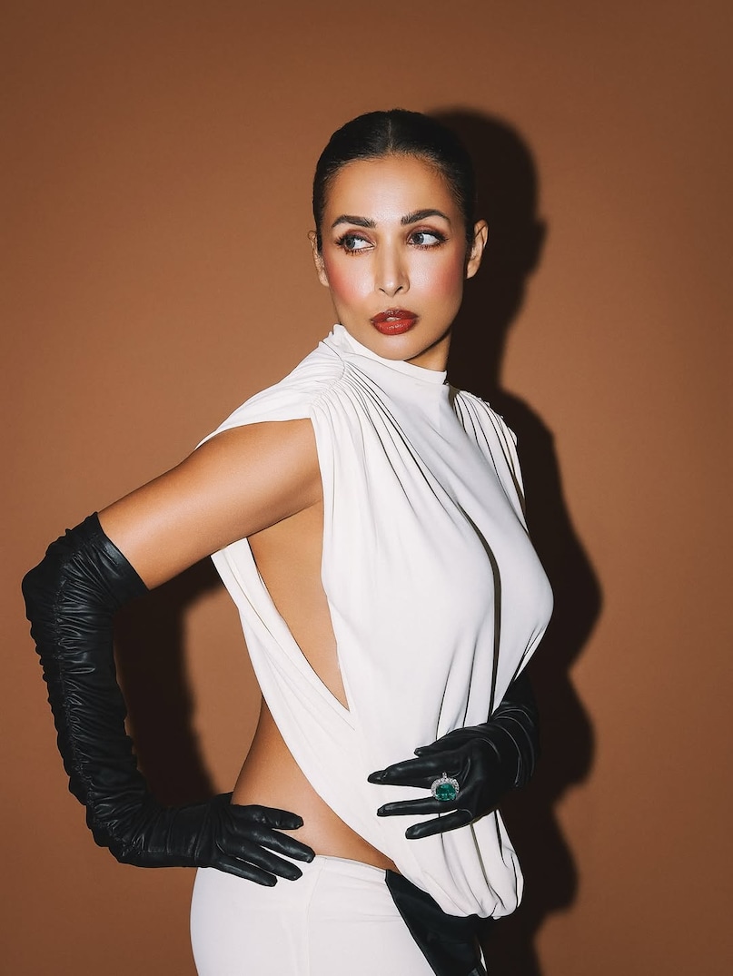 Malaika Arora, Malaika Arora Second Marriage, Malaika Arora latest interview, Malaika Arora said i am hardcore romantic, Malaika Arora break silence on Second Marriage, arbaaz Khan, Malaika Arora Arjun Kapoor breakup, Malaika Arora love life, मलाइका अरोड़ा, मलाइका अरोड़ा की दूसरी शादी, मलाइका अरोड़ा का ताजा इंटरव्यू, मलाइका अरोड़ा ने कहा मैं हार्डकोर रोमांटिक हूं, मलाइका अरोड़ा ने दूसरी शादी पर तोड़ी चुप्पी, अरबाज खान, मलाइका अरोड़ा अर्जुन कपूर ब्रेकअप, मलाइका अरोड़ा की लव लाइफ