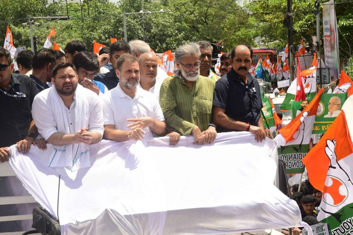 अगस्त से गरमाएगा बिहार का सियासी तापमान! NDA बनाम महागठबंधन की जोरदार टक्कर तय