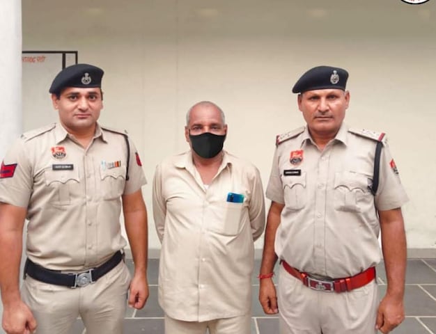 शातिरबाजी नहीं आई काम! 10 महीने तक आजाद घूमता रहा फिर आया पुलिस का फंदा