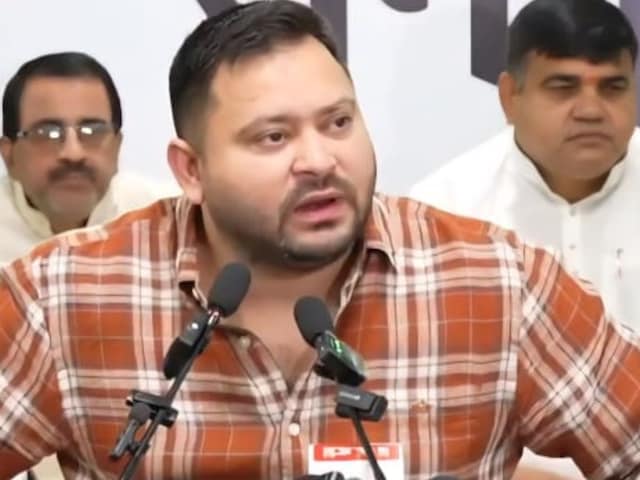 तेजस्वी ने फिर दी 'चुनाव बहिष्कार' की धमकी, मगर क्यों और इससे फायदा क्या होगा? तेजस्वी ने फिर दी 'चुनाव बहिष्कार' की धमकी, मगर क्यों और इससे फायदा क्या होगा?