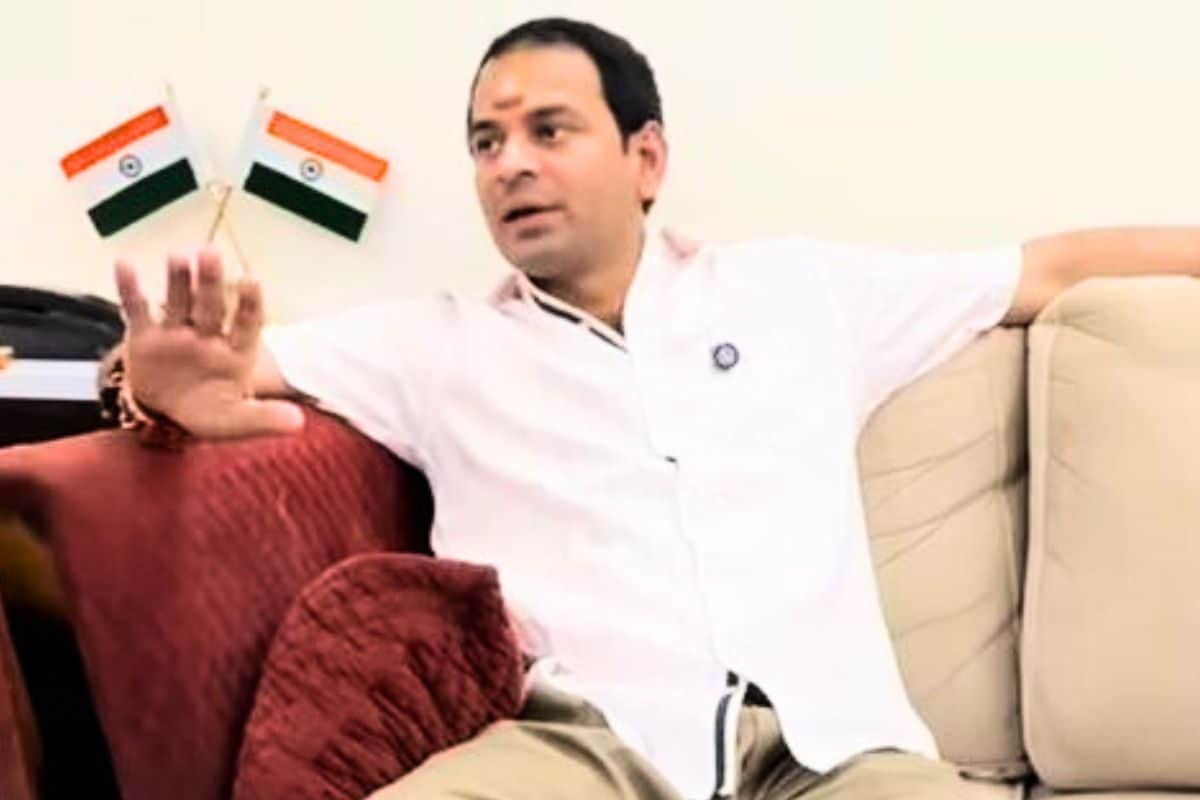 जिसको फरियाना है मुकाबला करो...तेजस्वी को चेतावनी! अब फुल फॉर्म में तेज प्रताप