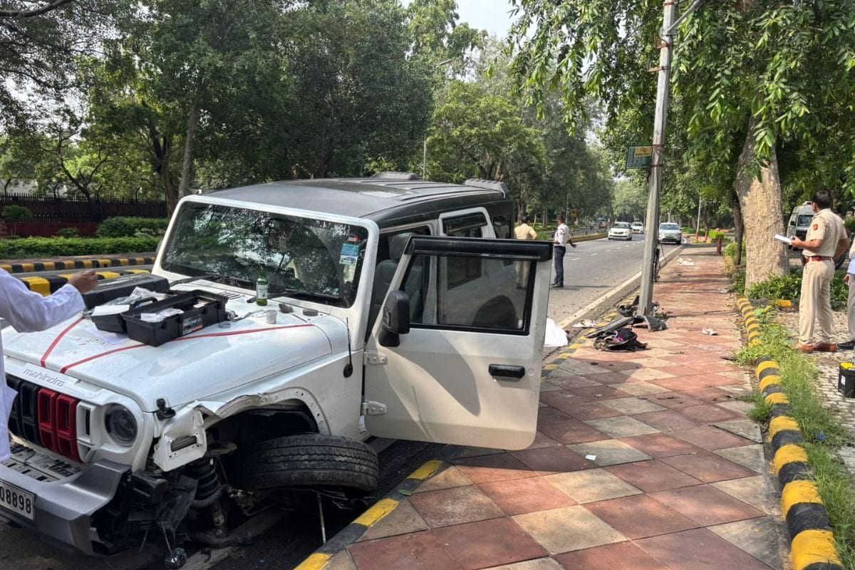 झपकी आ गई थी दिल्ली में थार का कहर दो लोगों को कुचला एक की मौके पर मौत