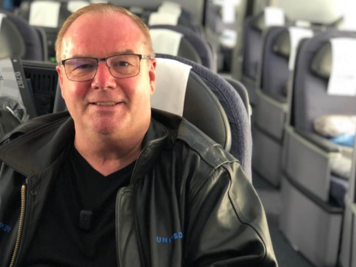 Tom Stuker Story of Worlds Most Frequent Flyer United Airlines Lifetime Pass Tom Stuker Story of Worlds Most Frequent Flyer United Airlines Lifetime Pass