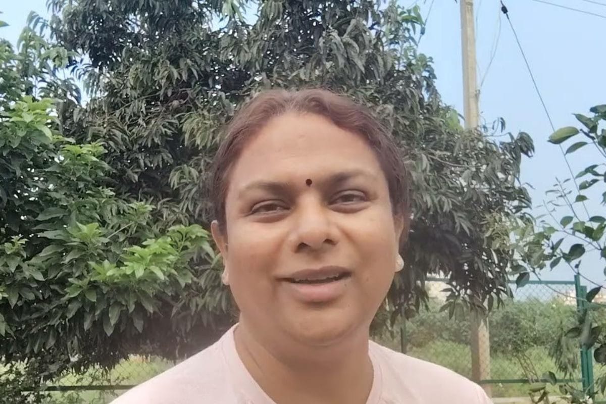 कर्नाटक की पहली ट्रांसजेंडर महिला अनीता प्रसाद को मिला HGV ड्राइविंग लाइसेंस