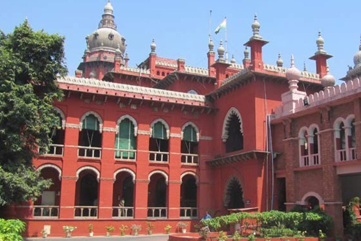मस्‍ज‍िद 1100 एकड़ जमीन को बता रही थी वक्‍फ प्रॉपर्टी HC ने झटके में छीना