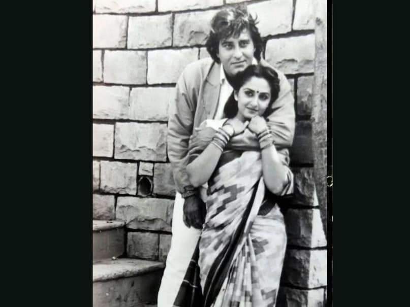 vinod khanna fashion style,vinod khanna greek god look, vinod khanna hairstyle, bollywood vintage fashion icons, vinod khanna timeless style, classic bollywood actors fashion, vinod khanna signature look, 70s bollywood male fashion, vinod khanna dressing sense, bollywood evergreen style icon, vinod khanna fashion style,vinod khanna greek god look, vinod khanna hairstyle, bollywood vintage fashion icons, vinod khanna timeless style, classic bollywood actors fashion, vinod khanna signature look, 70s bollywood male fashion, vinod khanna dressing sense, bollywood evergreen style icon,