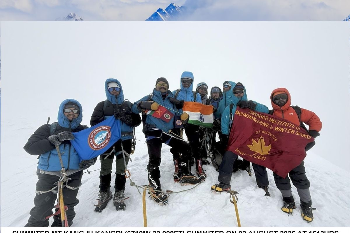 भारतीय पर्वतारोहियों ने रचा इतिहास पेंगोंग त्सो की ऊंची चोटियों को किया फतह