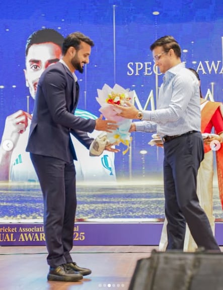 Sourav Ganguly, Sourav Ganguly Cab Awards, Sourav Ganguly Honored Akash Deep, Akash Deep Got Special Award in Cab Annual Function, Cab Annual Function, Cab Annual Function, Akash Deep, Saurav Ganguli Sourav Ganguly, Sourav Ganguly Cab Awards, Sourav Ganguly Honored Akash Deep, Akash Deep Got Special Award in Cab Annual Function, Cab Annual Function, Cab Annual Function, Akash Deep, Saurav Ganguli