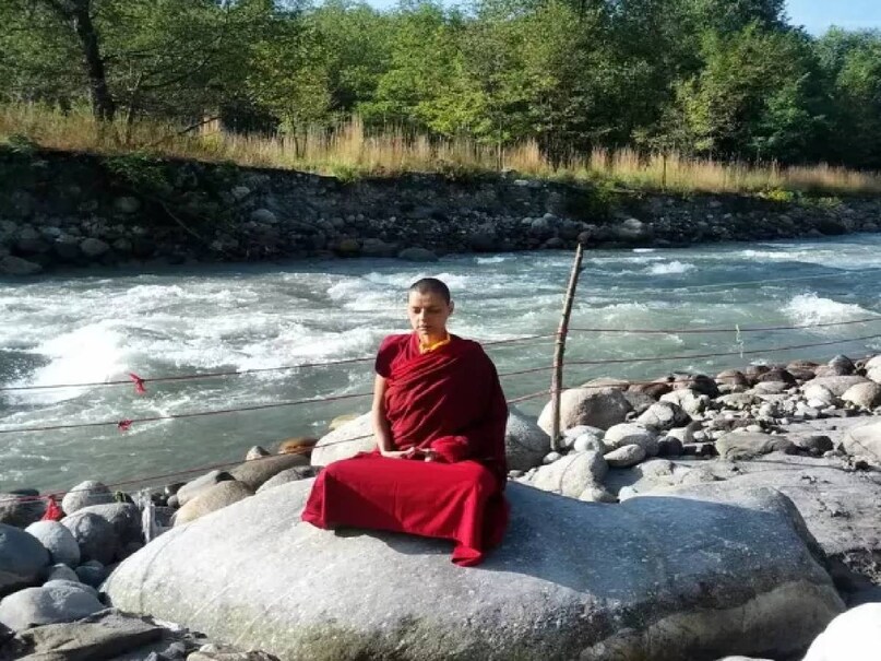 barkha madan monk, barkha madan real story, barkha madan age, barkha madan husband, barkha madan movies, barkha madan buddhist monk, barkha madan religion, barkha madan in bhoot, barkha madan in khiladiyon ka khiladi, barkha madan tv show and movies, barkha madan photos, barkha madan net worth, barkha madan old photos, barkha madan miss india, barkha madan aishwarya rai, barkha madan sushmita sen
