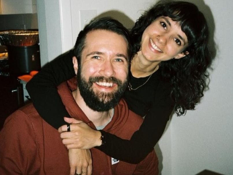 couple's strange relationship couple's strange relationship