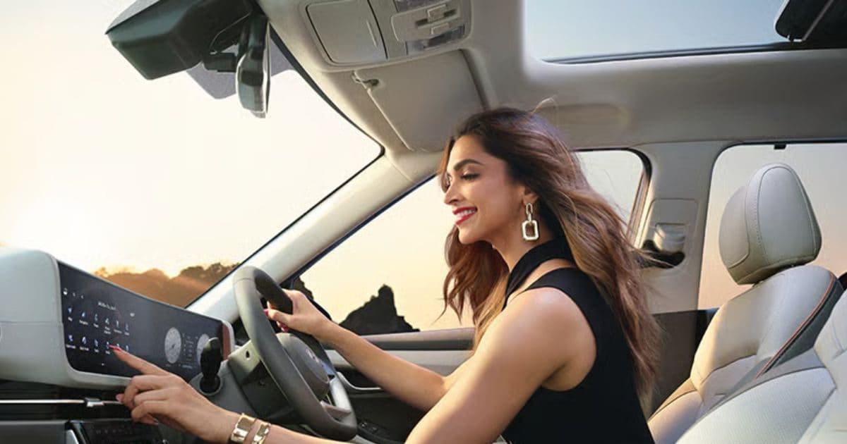 Hatchback, sedan, SUV, all mat dust! This car is number 1 in Indian market since 7 months