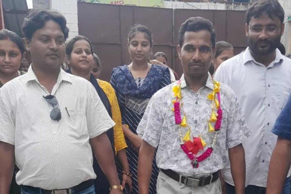 सुपौल के शिक्षक दिलीप कुमार ने रचा इतिहास गांव से राष्ट्रीय सम्मान तक का सफर