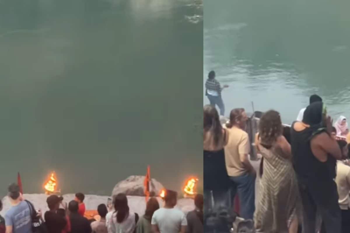 चल रही थी गंगा आरती, देखने आई विदेशी टूरिस्ट्स, भक्ति धुन पर कर बैठी ऐसा डांस