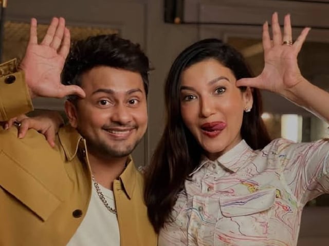 Bigg Boss 19: 'हम दोनों अलग...', भाभी गौहर से तुलना पर बोले आवेज दरबार Bigg Boss 19: 'हम दोनों अलग...', भाभी गौहर से तुलना पर बोले आवेज दरबार