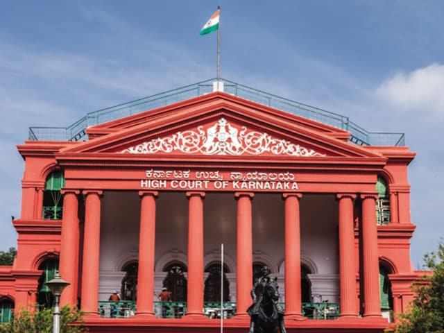 बाइक टैक्‍सी बैन पर आ गया बड़ा फैसला, जान लें कर्नाटक हाईकोर्ट का आदेश