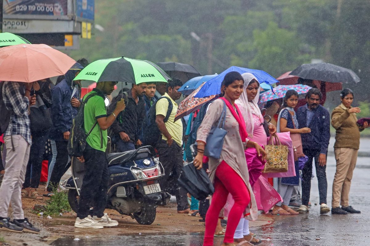 30 से 40 किलोमीटर की रफ्तार से चलेंगी हवाएं तबाही दे रहा दस्‍तक