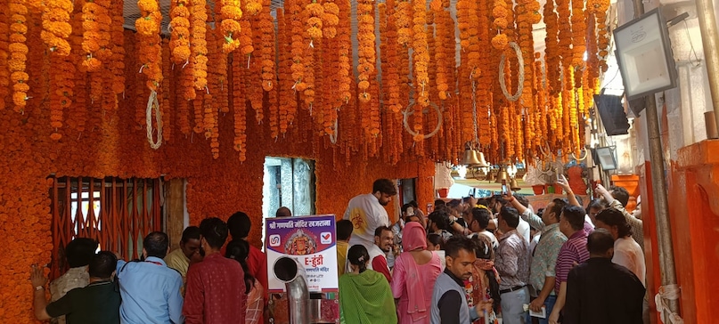 ganesh Chaturthi 2025, khajrana ganesh,khajrana ganesh temple, khajrana ganesh mandir, khajrana ganesh mandir in Indore, khajrana ganesh mandir photos, khajrana ganesh mandir timing, khajrana ganesh darshan live, khajrana ganesh temple me, खजराना गणेश मंदिर, खजराना गणेश मंदिर इंदौर, खजराना गणेश मंदिर मध्य प्रदेश, खजराना गणेश मंदिर के दर्शन, खजराना गणेश मंदिर कहां है, गणेश चतुर्थी 2025