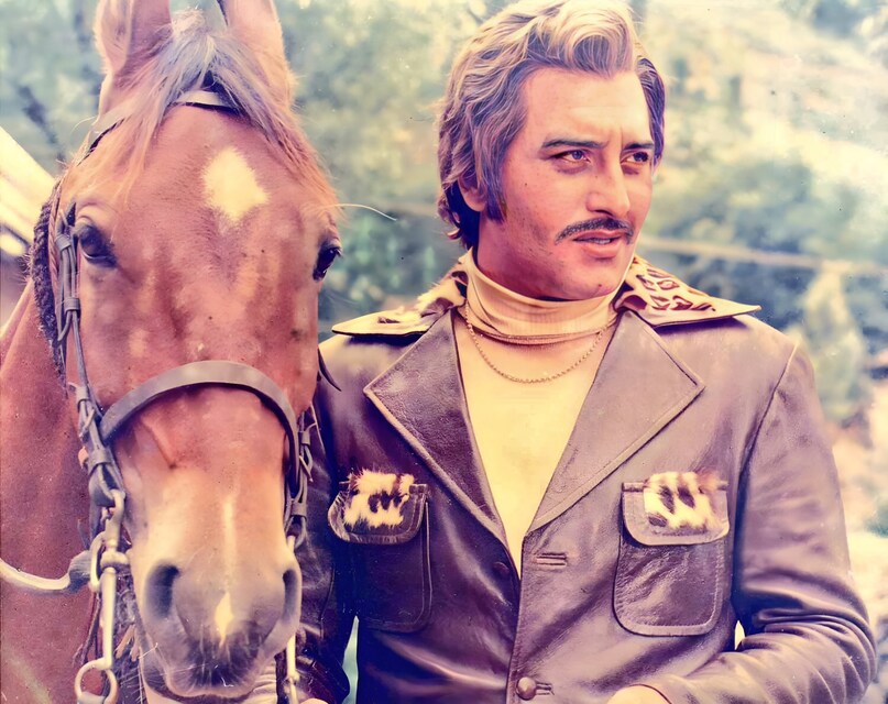 Vinod Khanna, Vinod Khanna Lead Role, Vinod Khanna Khoon Pasina Movie Kissa, Amitabh Bachchan, Rakesh Kumar, Nirupa Roy, Kader Khan, Rajnikanth, N. T. Rama Rao, अमिताभ बच्चन, रेखा, विनोद खन्ना, खून पसीना, हेल खून पसीना, बॉलीवुड किस्सा