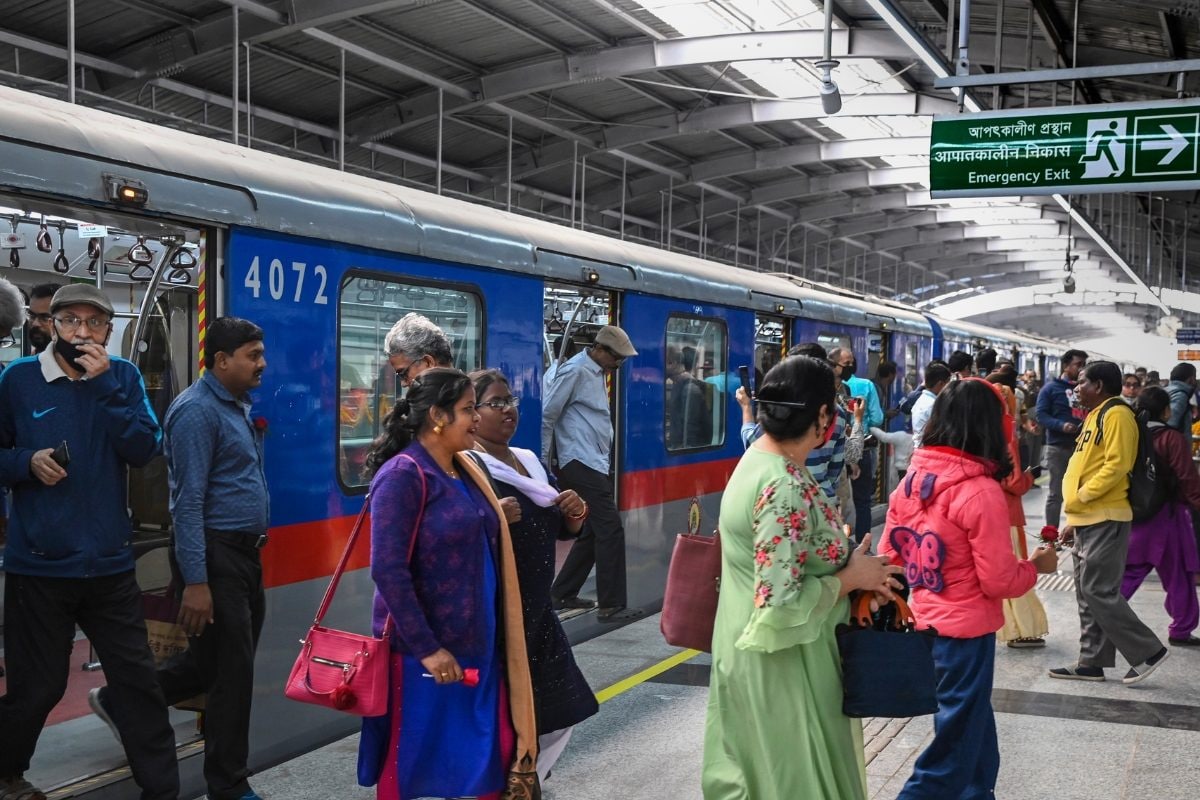 इस रूट पर शुरू हो रही मेट्रो सर्विस 4 स्टेशन तैयार फटाफट तय होगी दूरी