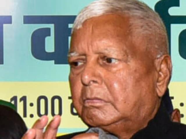 क्या है IRCTC घोटाला जिसने लालू यादव की 'चमक' पर 'भ्रष्टाचार की कालिख' लगा दी? क्या है IRCTC घोटाला जिसने लालू यादव की 'चमक' पर 'भ्रष्टाचार की कालिख' लगा दी?