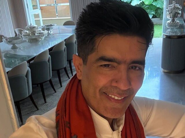 जन्माष्टमी पर कृष्ण भक्ति में लीन दिखे मनीष मल्होत्रा,वीडियो शेयर कर दिखाई झलक