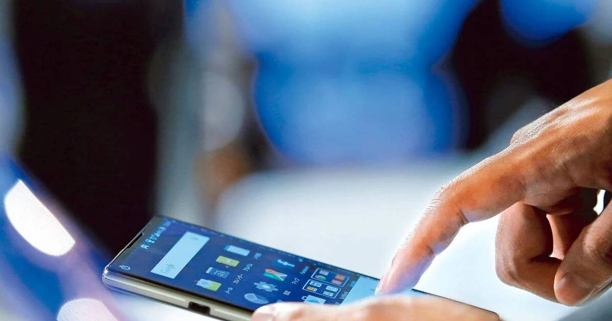 खरीदते हैं ऑनलाइन दूध? 1 लीटर के पैकेट के चक्‍कर में बुजुर्ग ने गंवाए 18 लाख
