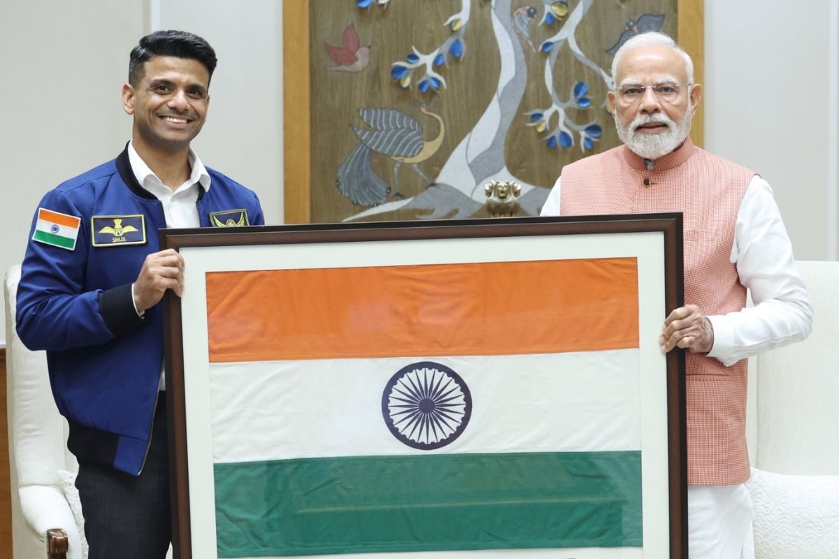 अंतरिक्ष में ISRO के सफर का आज जश्न भारत-पाक मैच पर राउत की पीएम मोदी से मांग
