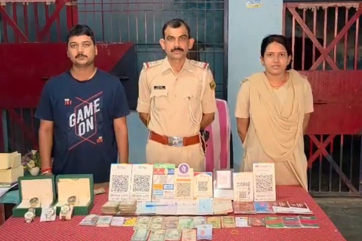 8 आधार, 8 लाइसेंस, 16 वोटर ID... कई देशों की करेंसी रखता था शख्स