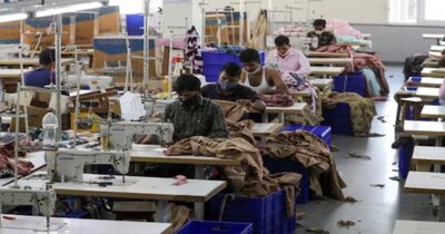 एमएसएमई सेक्‍टर पर कुल 46 लाख करोड़ का लोन हो गया है. 