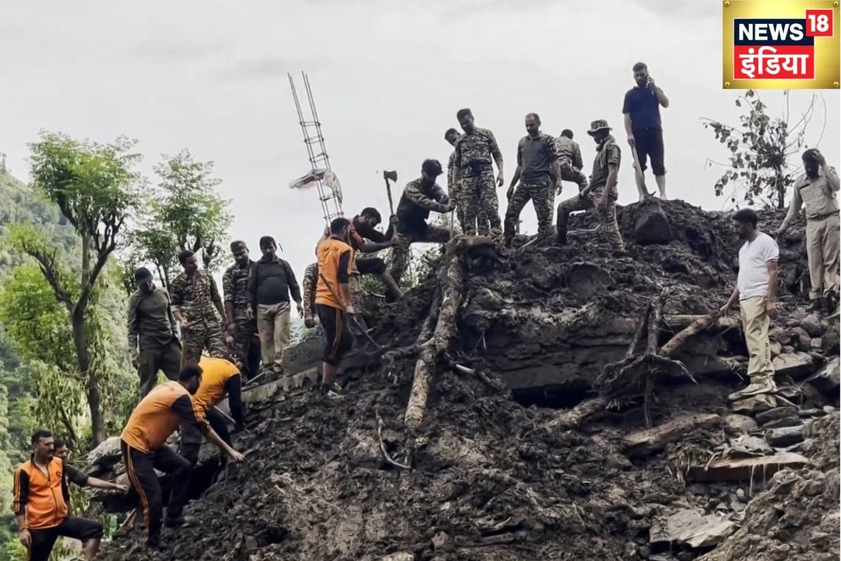 रामबन में नेशनल हाईवे-44 पर धंसान ट्रैफिक बंद हर तरफ तबाही